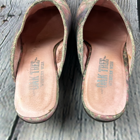 OAK TREE WESTERN WEAR Muti Color Snakeskin Print Leather Low Heel Mules - Picture 14 of 17